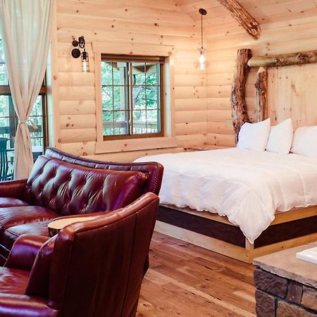 Cricket Hill Treehouse B By Amish Country Lodging มิลเลอร์สเบิร์ก ภายนอก รูปภาพ