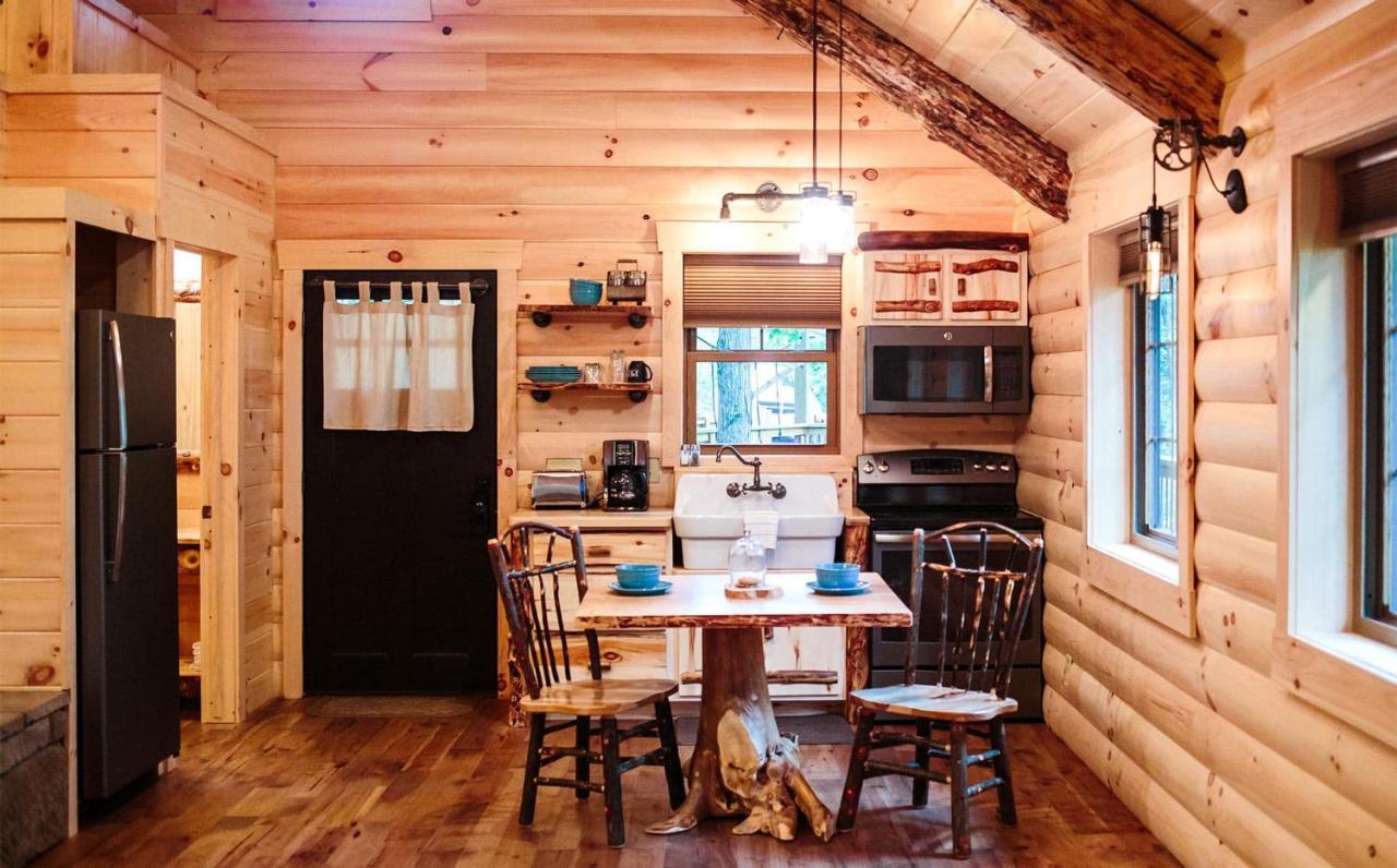 Cricket Hill Treehouse B By Amish Country Lodging มิลเลอร์สเบิร์ก ภายนอก รูปภาพ