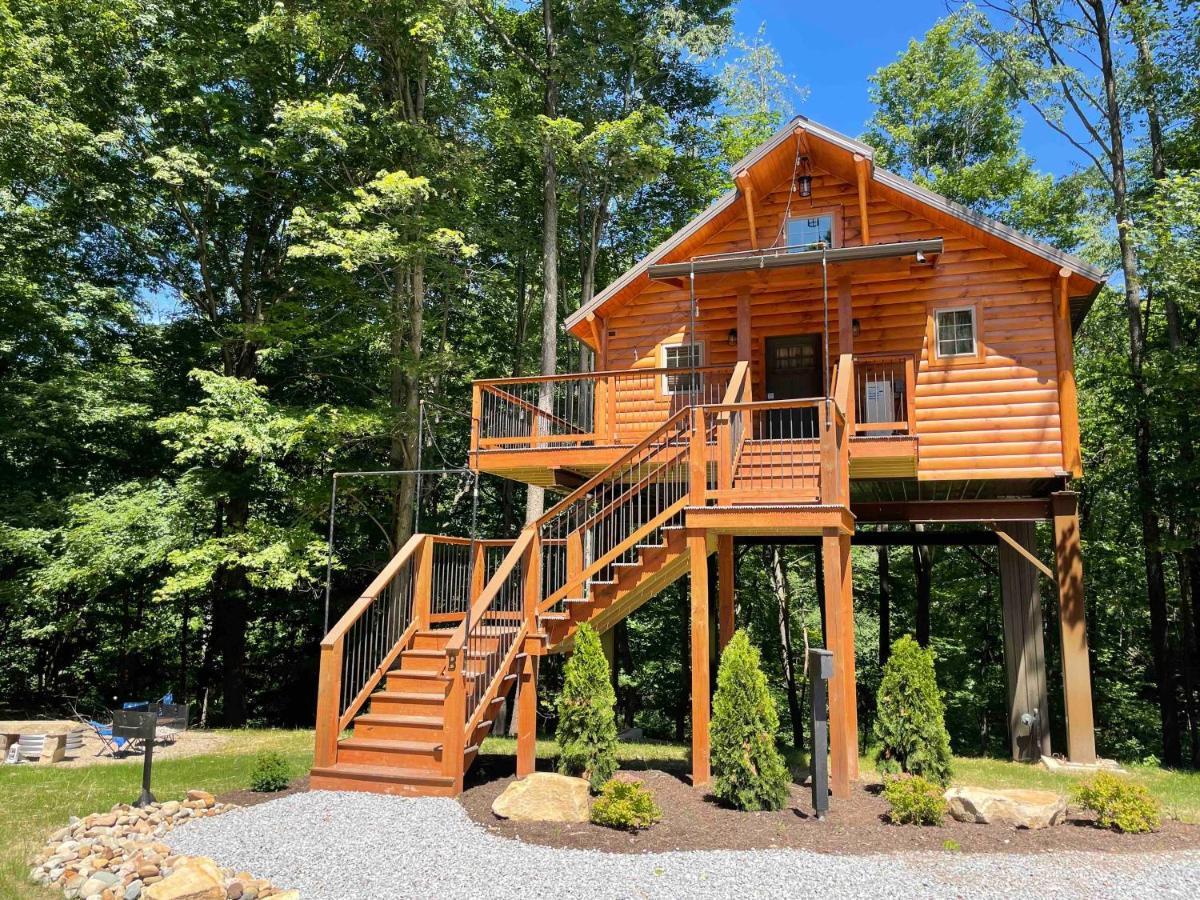 Cricket Hill Treehouse B By Amish Country Lodging มิลเลอร์สเบิร์ก ภายนอก รูปภาพ