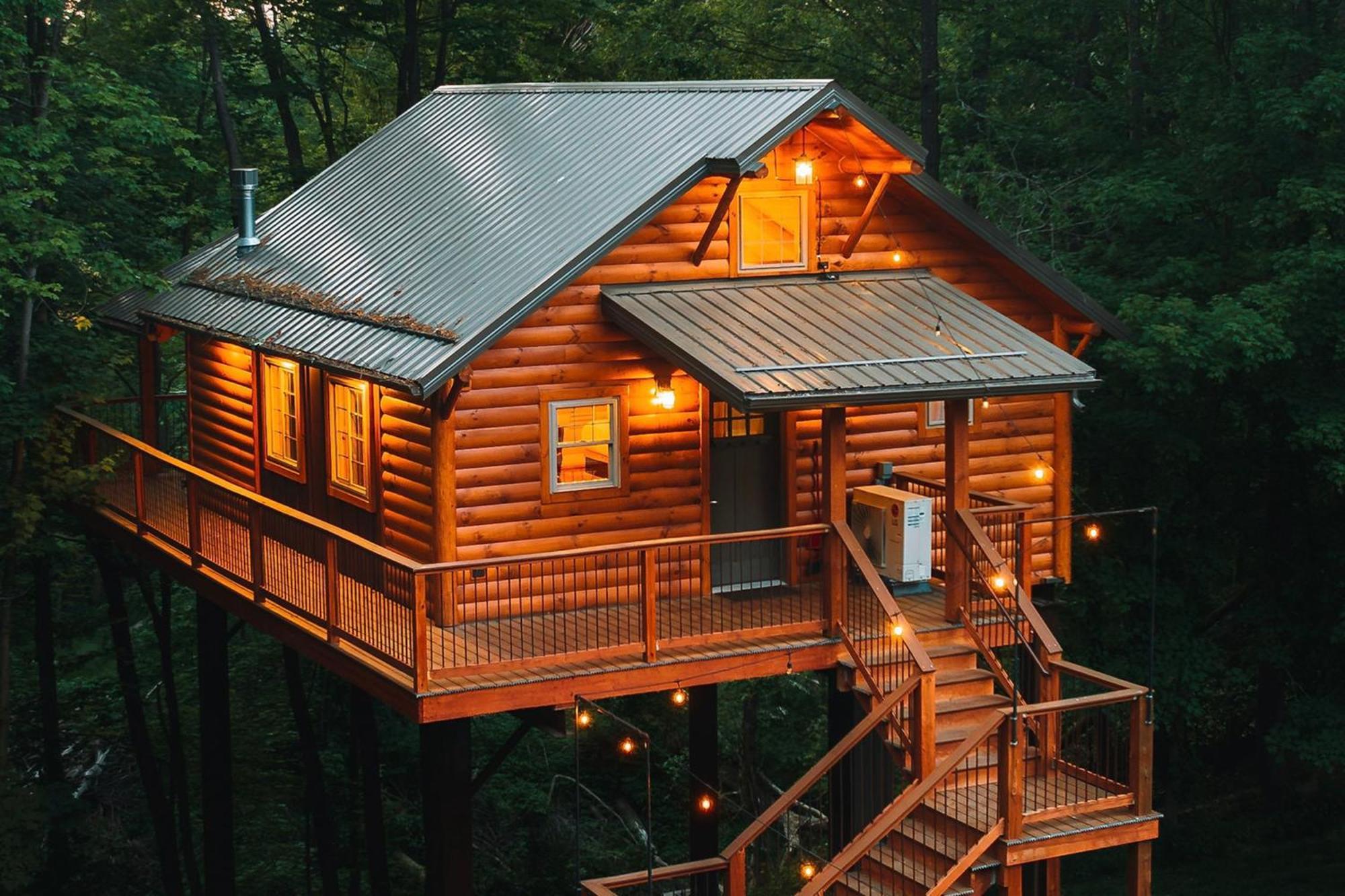 Cricket Hill Treehouse B By Amish Country Lodging มิลเลอร์สเบิร์ก ภายนอก รูปภาพ